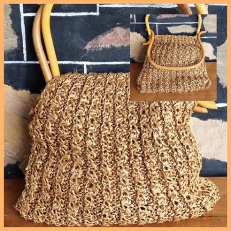 Raffia Crochet handbag, caramel, wooden handles, 1970's.